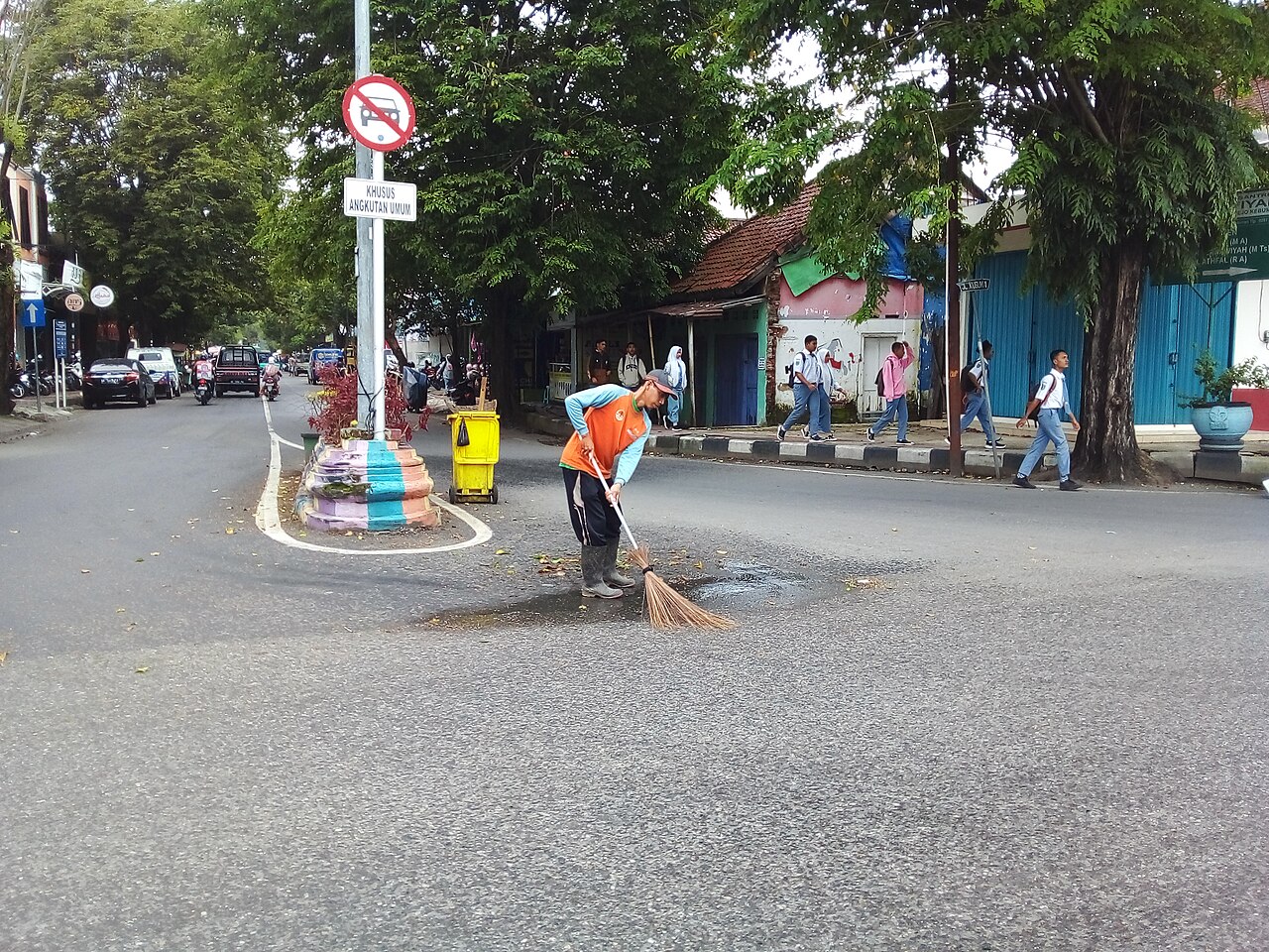 Pengelolaan sampah batee
